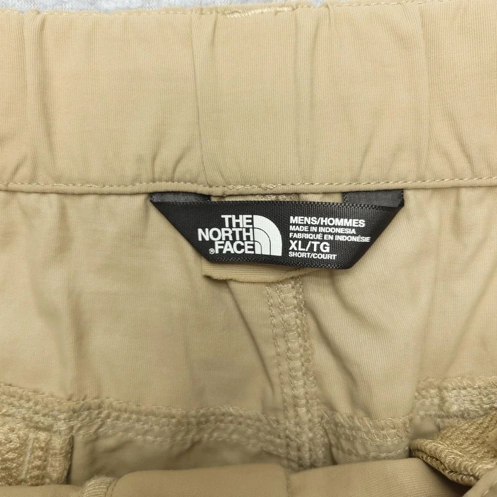 The North Face Paramount‎ Peak Cargo Short Mens XL 40 Beige Nylon Hiking Outdoor